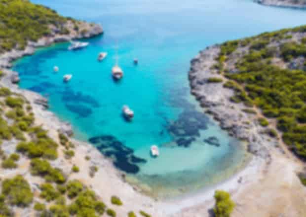 Best Beaches in New Zealand 2026 for Surfing & Swimming