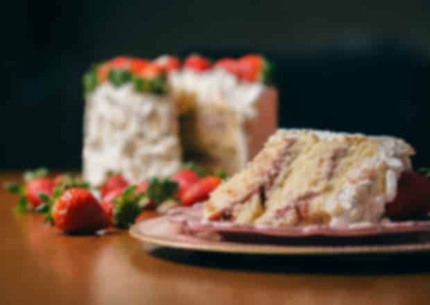 15 Best Foods to Try in Australia Vacation: Mouth-watering Delicacies