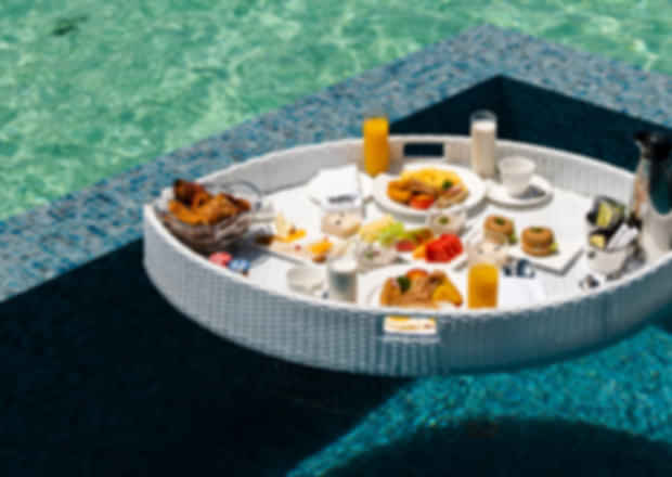 Maldives Floating Breakfast: A Taste of Luxury Feasts