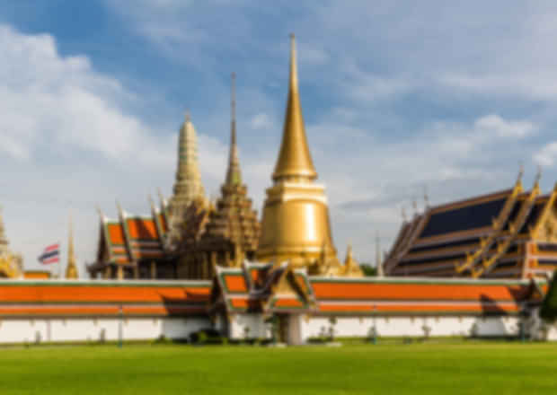 Cultural Etiquette for Visiting Bangkok Temples 2025: Dress Code, Behaviour, Do’s & Don’ts