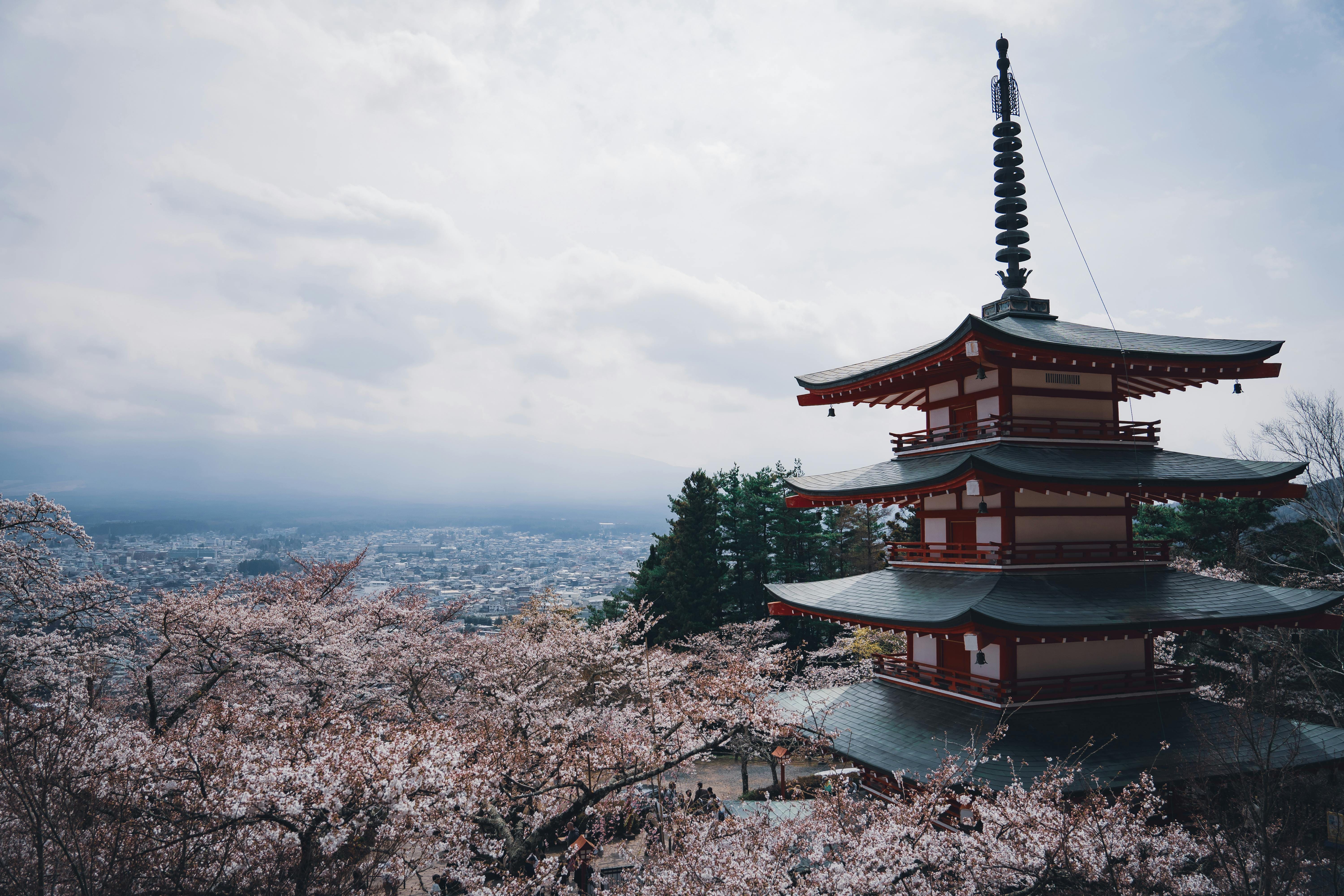 Japan Family Travel Guide 2026: Kid-Friendly Attractions & Itineraries