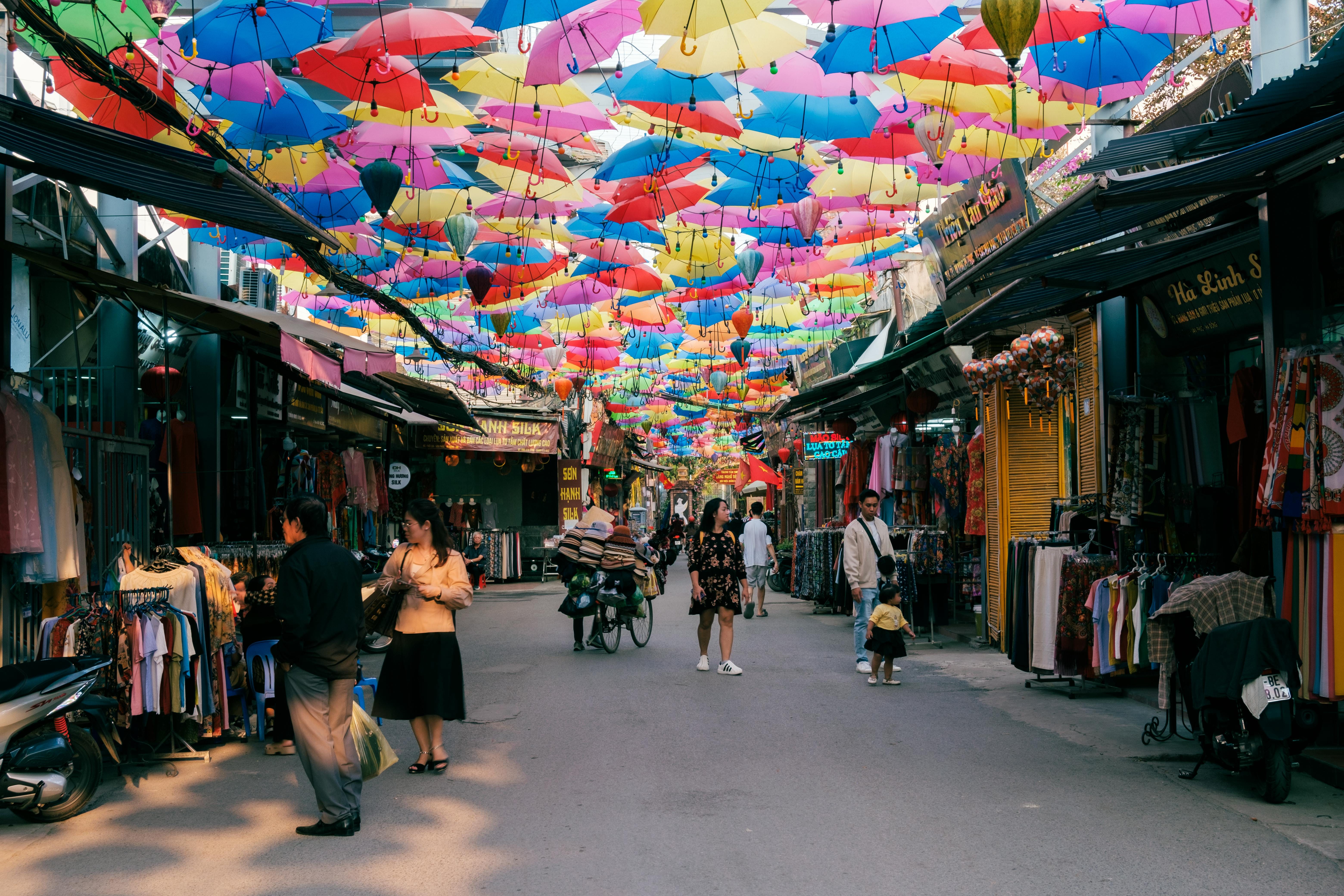 Shopping in Vietnam : Ultimate Guide to Markets, Malls, and Souvenirs