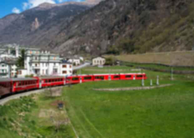 Best Scenic Train Rides in Switzerland : Glacier Express vs Bernina Express & More